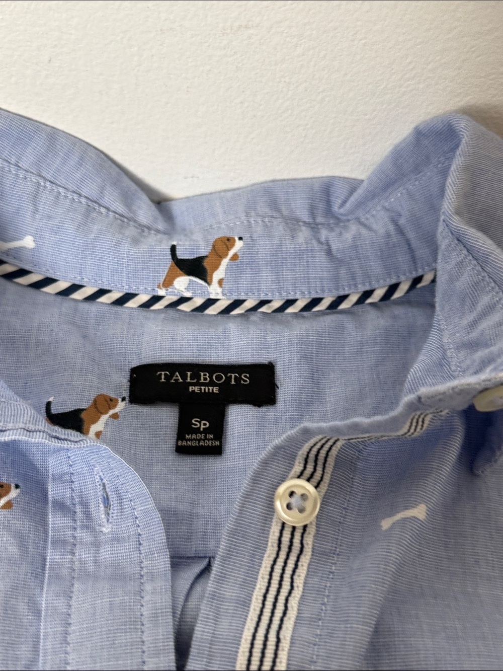 100% cotton | Petite women’s Talbots | Tops | Fetching Beagle Dog Print - Picture 12 of 15